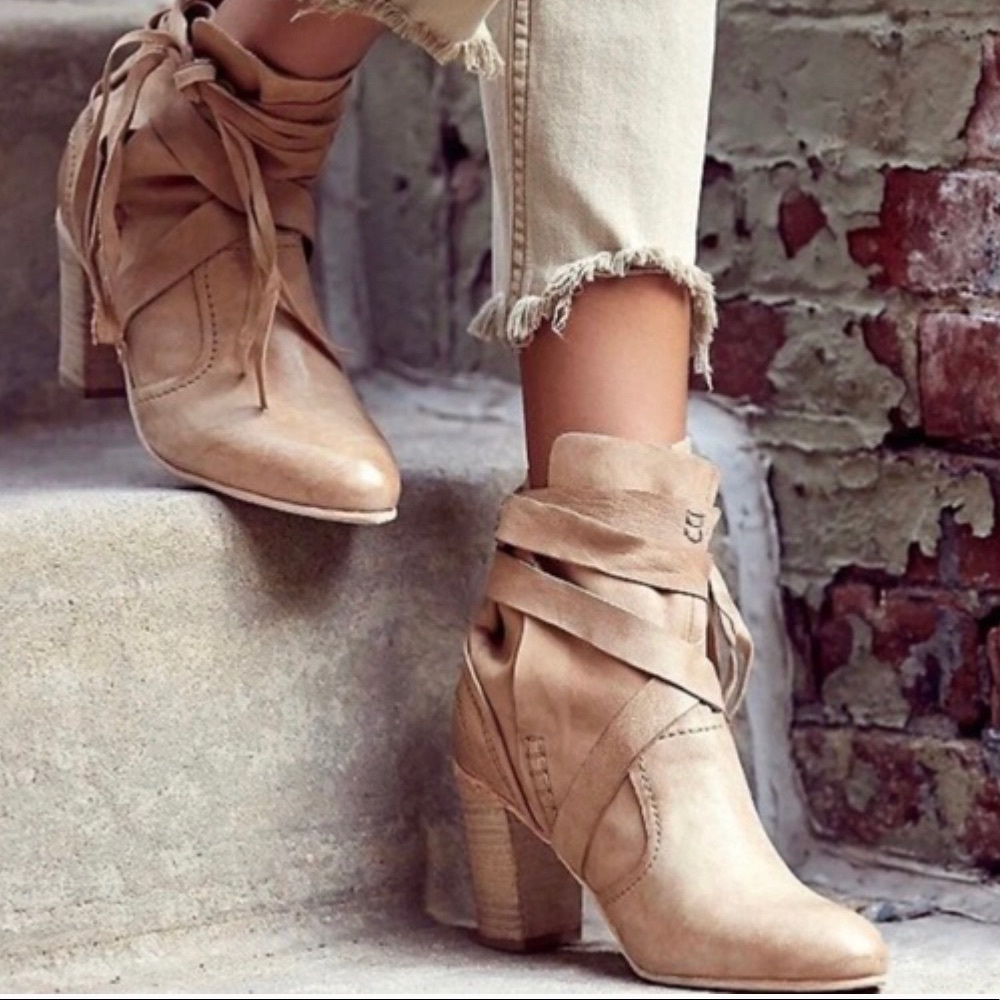 😍Free People Booties